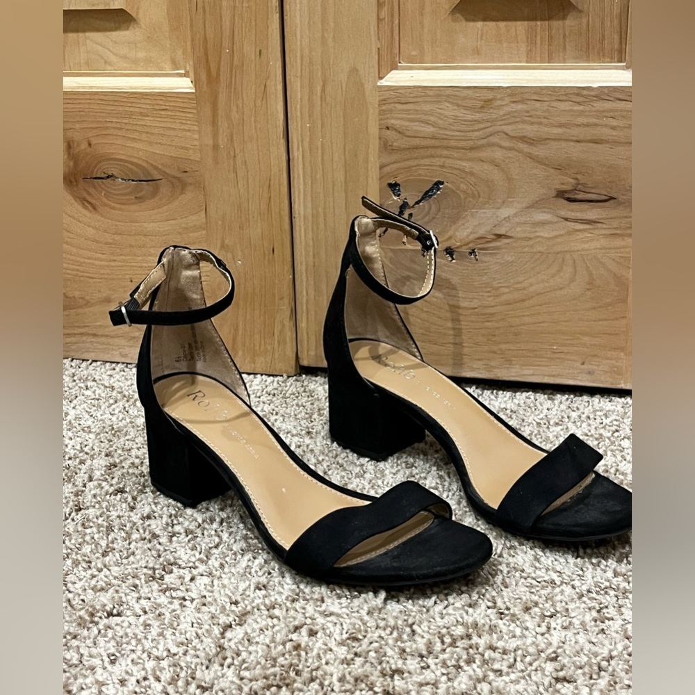 Black heels